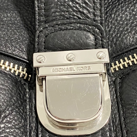 Michael Kors Black Pebbled Leather Bag - Picture 3 of 8